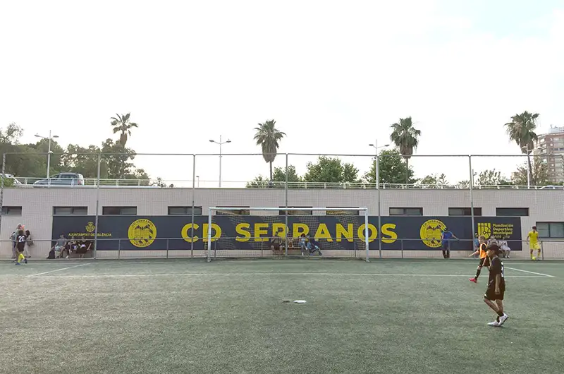 CD Serranos - Campo de fútbol 7 en Valencia
